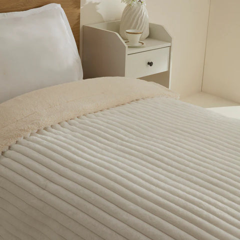 Karaca Stripe Sherpa White Blanket 150x200  