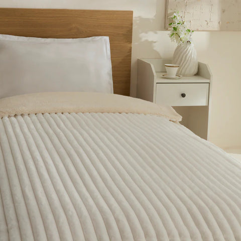Karaca Stripe Sherpa White Blanket 150x200  
