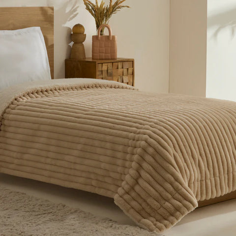 Karaca Rabbit Sherpa TV Deken Beige