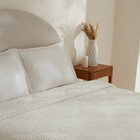 Karaca Leaves Witte Tweepersoons Deken 200x220