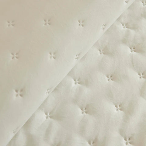 Breezy Bedspread Ecru 230x240 cm