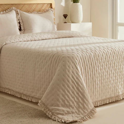 Fiona Sprei Set Beige 230x240 cm + 2 Stuks (50x70 cm)