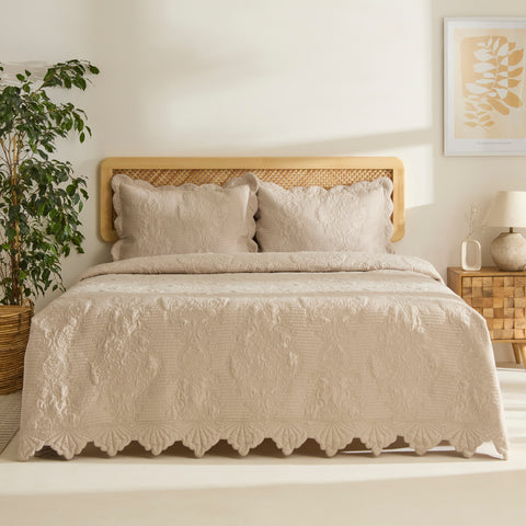 Camille bedsprei set beige 230x240 cm + 2 (50x70 cm)