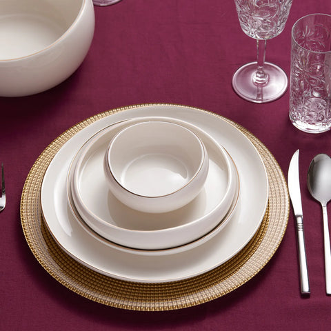 Karaca Red Carpet Collection Streamline Hole Gold - 59-delig porseleinen servies voor 12 personen