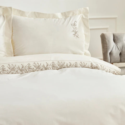 Karaca Home Maisa Tweepersoons Geborduurde Dekbedovertrek Beige