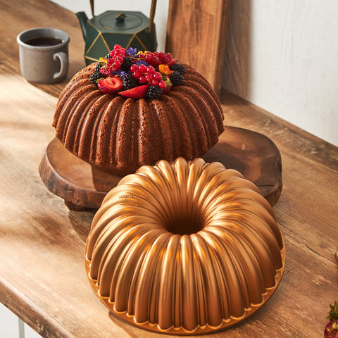 Karaca Cake Pro Cast Aluminum Rosegold Cake Pan, Segmented Design
 