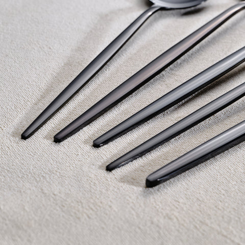 Karaca Orion Shiny Black 30-piece Cutlery Set for 6 People