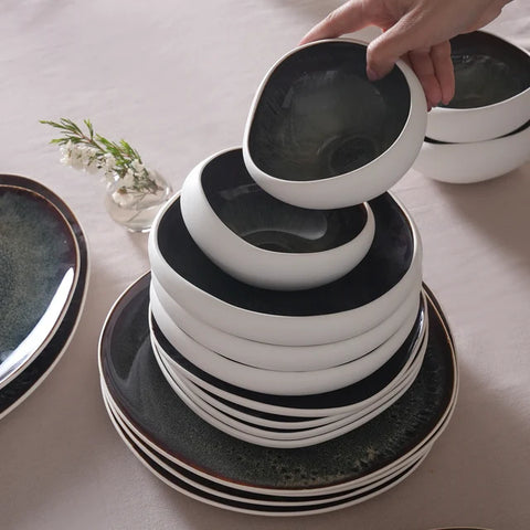 Karaca Earth Collection Galactic 55-delig tafelservice voor 12 personen – Wit