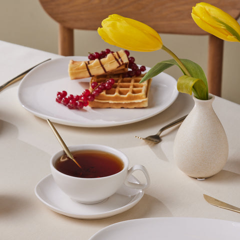 Karaca Stream Bone Middle 34-Delige Ontbijtset voor 6 Personen – Wit