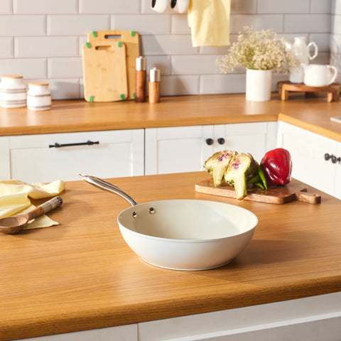 Karaca Swiss Crystal Almond Cream, Wokpan, 28cm