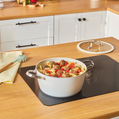 Karaca Swiss Crystal Almond Cream, Keramische Potten, 24cm