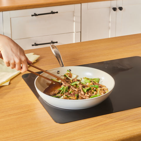 Karaca Swiss Crystal Almond Cream, Keramische Pannen, 30cm