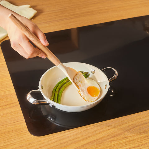 Karaca Swiss Crystal Almond Cream, Keramische Pannen, 18cm