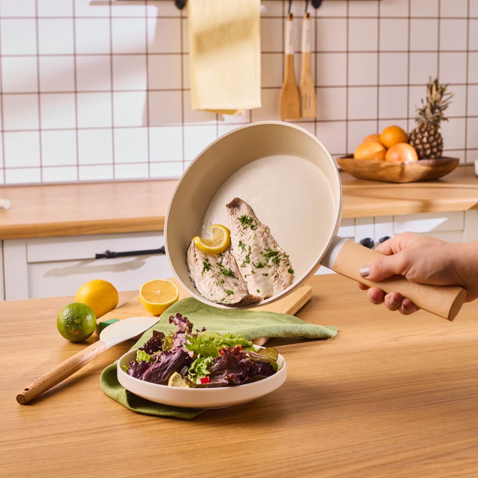 Karaca Swiss Crystal Almond Cream 12-delige Pannenset – Karaca