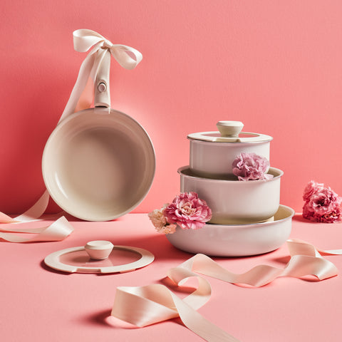 Karaca Zwart Goud Granieten Potten en Pannen Set Non Stick met Deksels - Inductie Keuken Koken Kookgerei Set - 7 Stuk Karaca Zwart Goud Granieten Potten en Pannen Set Non Stick met Deksels - Inductie Keuken Koken Kookgerei Set - 7 Stuk