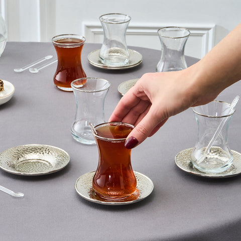 Karaca Ada 18-delige Theeset voor 6 Personen Platina