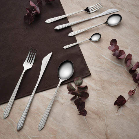 Karaca Rebellion 84-delige roestvrijstalen bestekset voor 12 personen, Zilver
