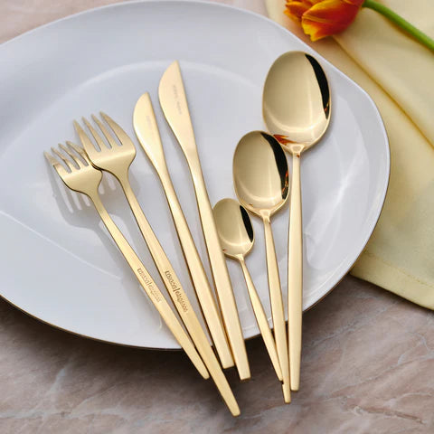 Karaca Camille Bestekset voor 12 personen, 84-delig