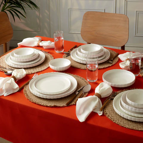 Karaca Stream Bone China Pumpkin 24-delig serviesset voor 6 personen, Wit