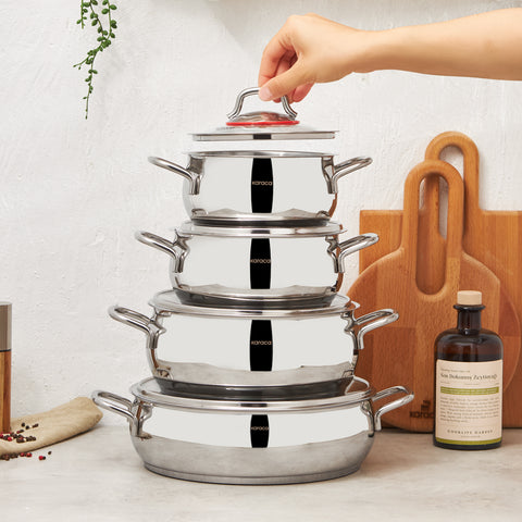 Karaca Emirgan - 8-delige set stalen pannen