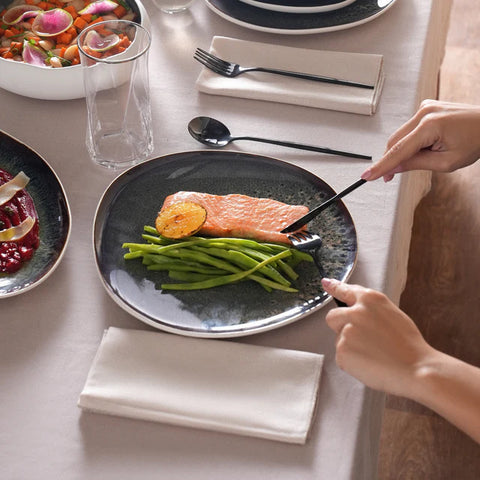 Karaca Earth Collection Galactic 55-delig tafelservice voor 12 personen – Wit